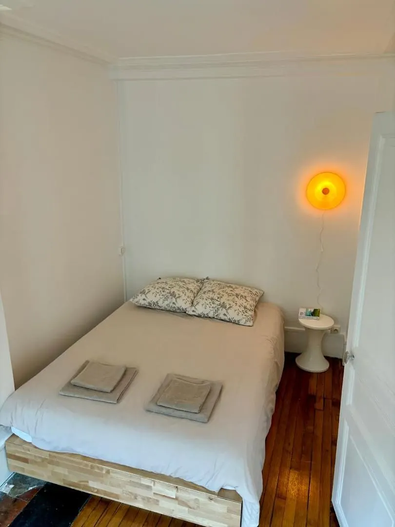 Cosy Appartement Montmartre Paris France